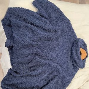 Soft oversized turtle neck sweater